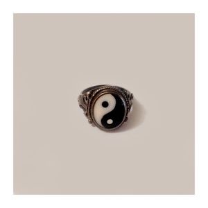 VTG Silver Ying Yang ring